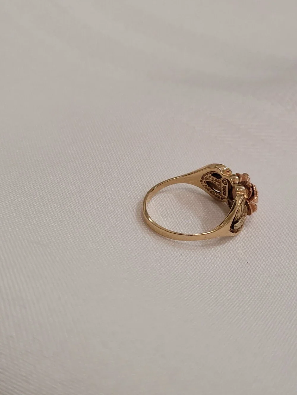 10k Solid Gold Tri Color Rose Ring